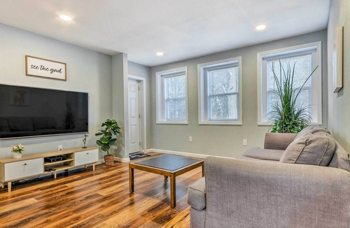 Harold House | Milton Getaway ~ 21 Mi to Navarre Beach!