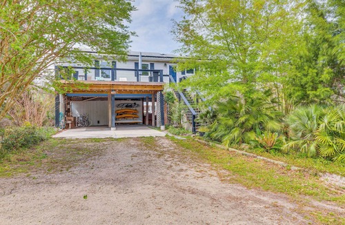 Florida Panhandle House | Milton Waterfront Home w/Dock & Outdoor Kitchen!