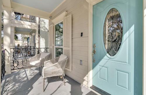 Tulane - Gravier House | Modern 3BR home w fenced backyard