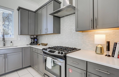 South Baton Rouge House | Modern 3BR Retreat - Near Bluebonnet & Hospitals