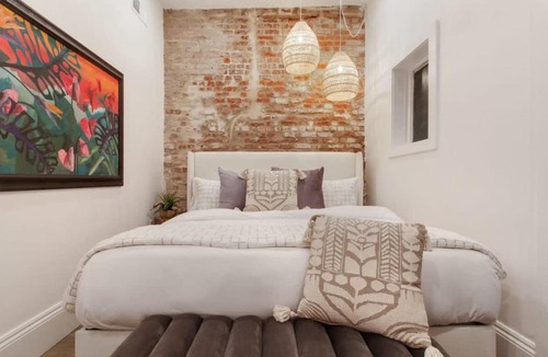 Central Business District Hotel | Modern CBD Hotel Suites with Near French Quarter