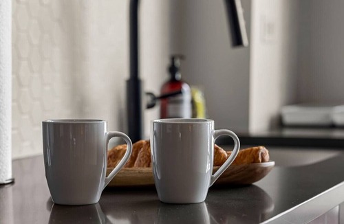 Channel District Apartment | Modern Channelside 1BD Apartment | Close to DT!