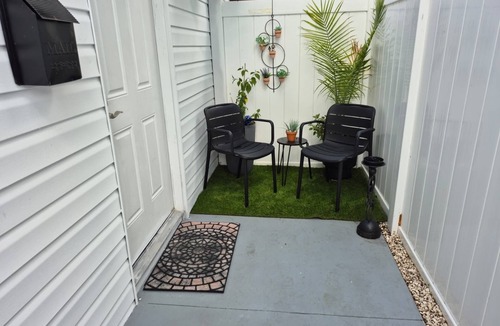 Brandon Apartment | Modern,cozy private room and convienience with comfort in Brandon