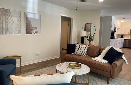 Alexandria House | Modern Galley