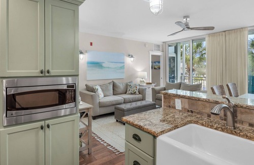 Gulf Place Condo | Modern Gulf Place Unit With Gulf Views & Amazing Amenities