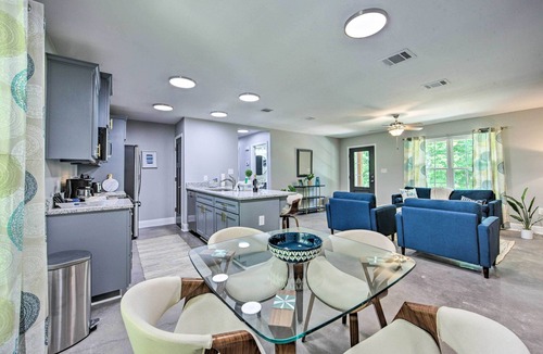Avinger House | Modern Lakefront Retreat in Avinger
