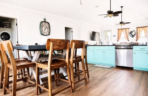 Grand Isle House | Modern Luxury Island Retreat — Family-Friendly with Gulf Views