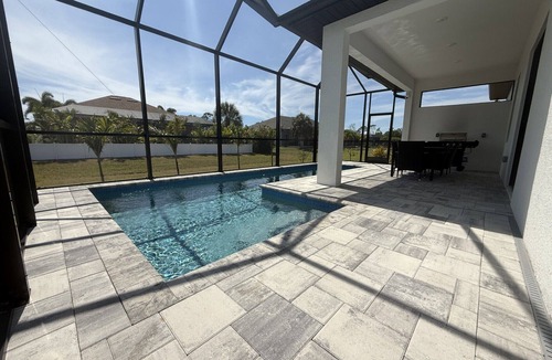 Pine Valley House | Modern oasis in the heart of southwest Florida - In-ground heated pool