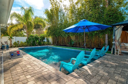 Jacksonville Beach House | Modern Oasis | Pool, Golf Cart, Games + Splash Pad