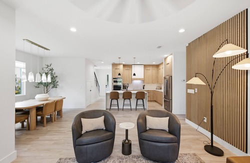 Riverside Heights House | Modern Spacious 4-bedroom 3 bathroom house in Riverside Heights