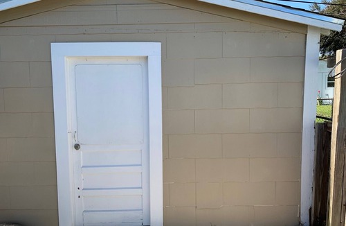 Texas City House | Modern Two Bedroom House near Galveston. Perfect for fishing, shopping, family.