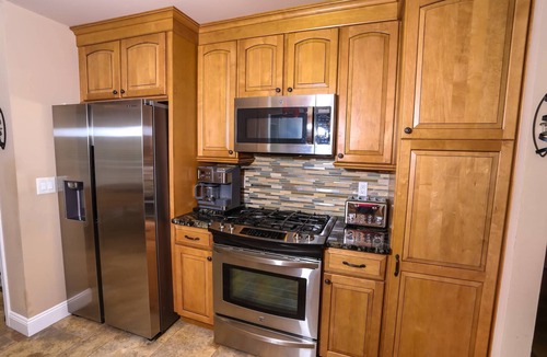 Mary Esther House | Month Stays Available | Close to Hurlburt Field, Navarre & Okaloosa | Dogs Ok |Fenced Yard |Foosball