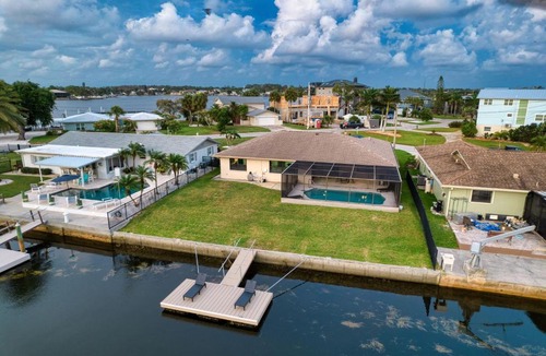 Port Richey House | Moonlight Bay