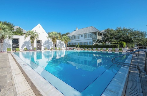 West Panama City Beach Apartment | Moreland Carriage House - Close to Beach & Playground! Free Bikes/Fitness/Tennis