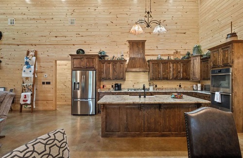 Zwolle House | Moses Lakehouse - 3BR HUGE Lakefront Home on Toledo Bend