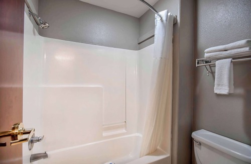Abbeville Hotel | Motel 6 Abbeville, LA