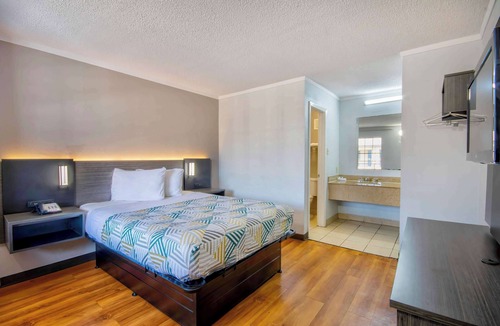 Bossier City Hotel | Motel 6 Bossier City, LA