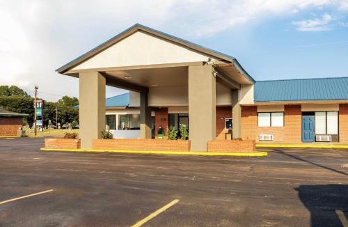 Greenwood Hotel | Motel 6 Greenwood, MS