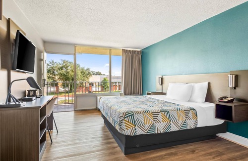 Hammond Hotel | Motel 6 Hammond, LA – I 12 – I 55