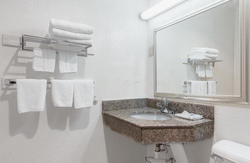 Hope Hotel | Motel 6 Hope, AR