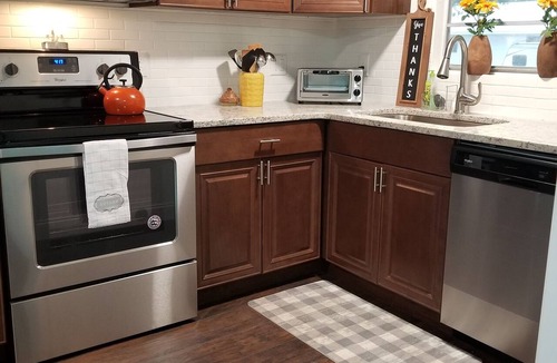 Mount Dora Cottage | Mount Dora cottage - 100 years of Old Florida charm with all modern the comfort