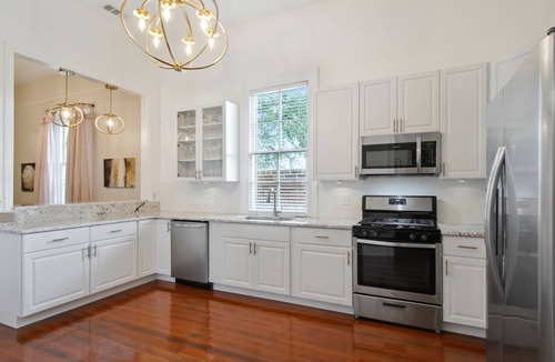 Faubourg Marigny House | MUSIC LOVERS DREAM: Frenchmen Street Guesthouse