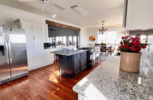 Grand Isle House | My ReWard Sunset House has a 450’ pier with boat slips, crabbing, fishing, swim