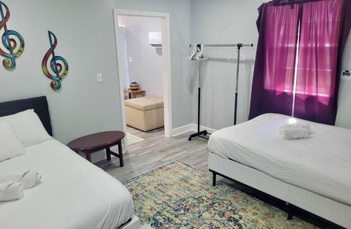 West Pensacola House | Myrtle Grove Cottage- Casita #2