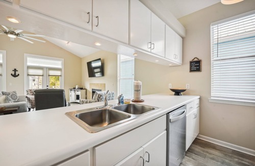Marlin Cove House | Mystic Marlin by Book That Condo