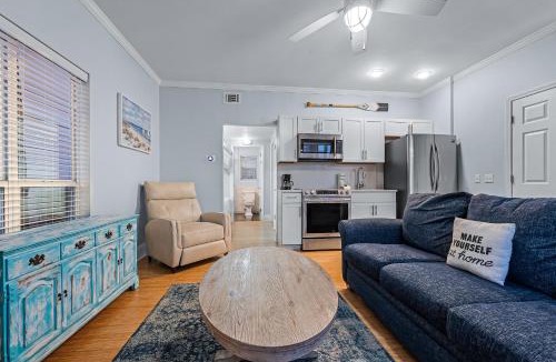 Crystal Beach Apartment | Nantucket Cottages #3B