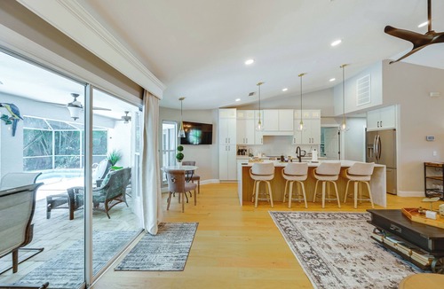 Crown Pointe House | Naples Escape w/Private Pool – 5 Mi to Beach
