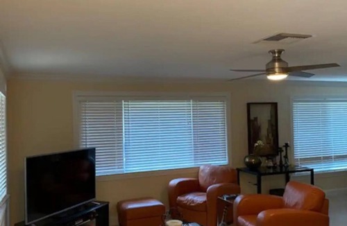 Connors House | Naples Park Pool Home Close to Vanderbilt Beach & Delnor-Wiggins