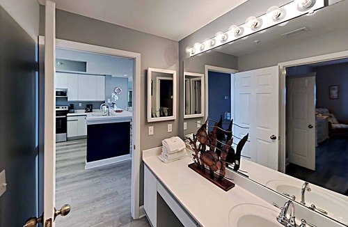 Navarre Beach Condo | Navarre Beach Regency #105 | Stunning Views, Pool!