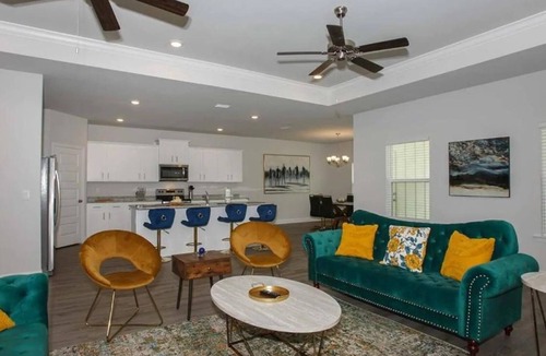 Foley House | Near Beach - K/K/Q/TwTw/Sofa SL - Newly constructed house-Pet Friendly-Sleeps 10