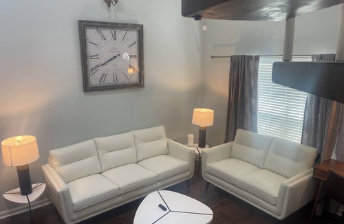 South Baton Rouge House | Near Perkins Rowe and Mall of Louisiana