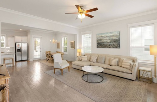 Inlet Beach House | Near Rosemary-30A- 3 BR 2.5 bath, pool, lake, beach, bikes, shop, PET FRIENDLY