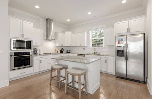 Inlet Beach House | Near Rosemary-30A- 3 BR 2.5 bath, pool, lake, beach, bikes, shop, PET FRIENDLY