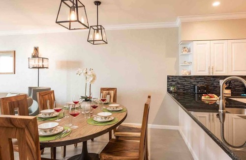 Key West Condo | *NEPTUNE'S PENTHOUSE @ THE BEACH* Oceanfront Condo/Pool + LAST KEY SERVICE.