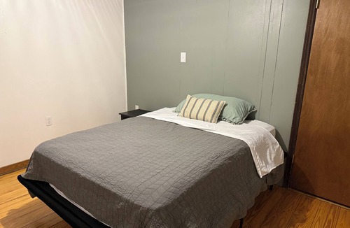 Lake Arthur House | Nestled in the heart of downtown Lake Arthur, walking distance from food & fun!