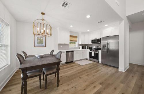 Youngsville House | New Ace Cottage - King Bed - Loft - Sports Complex