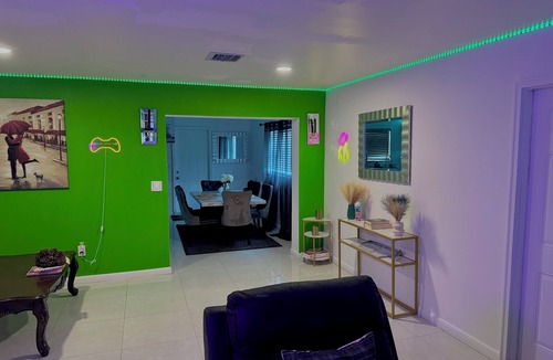 Pompano Beach House | NEW AIR VACATION FUN 🤩