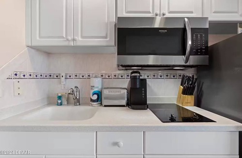 Ortona Park Apartment | New Amazing Ocean View Beachfront Entire Apartment