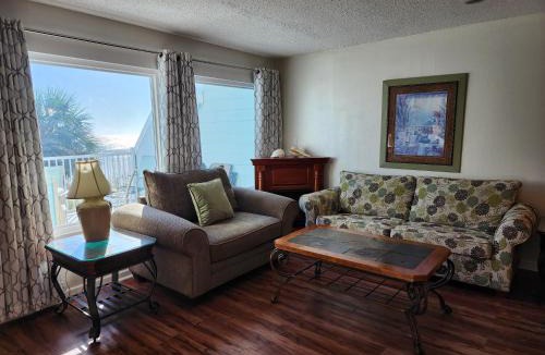 Sunnyside House | New Balcony at The Shores 101! Beach Front Townhouse! Gulf View Property!