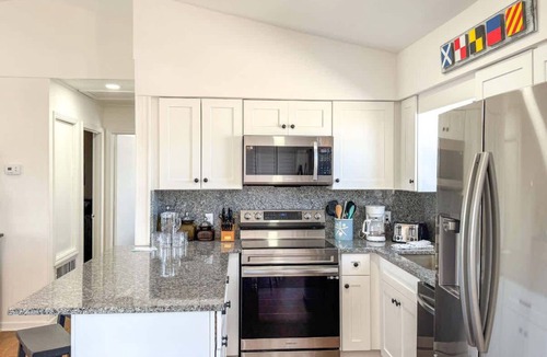 East End House | New- Beach Break East Gorrie- Pet Friendly