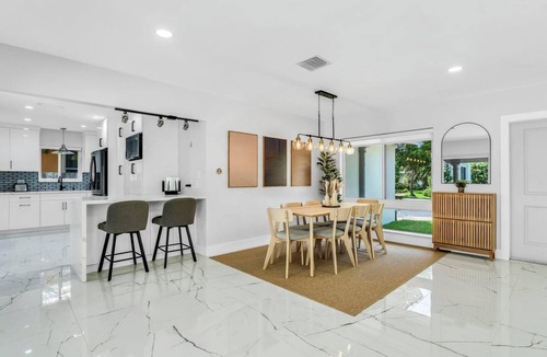 Pompano Beach House | NEW Beach Block Villa, Pool, Games