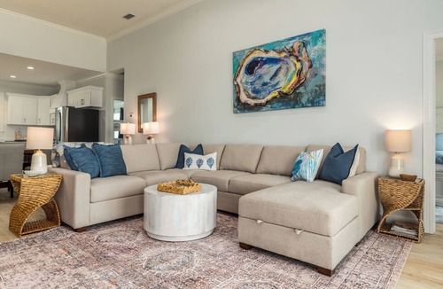 Dauphin Island House | NEW! "Days Like This" 5/5, Private POOL, Sleeps 14, Easy Gulf Beach Access