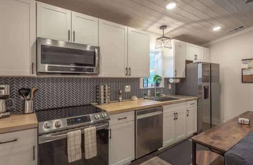 Carrabelle House | NEW Forgotten Coast Cottage, Beach/River/Town