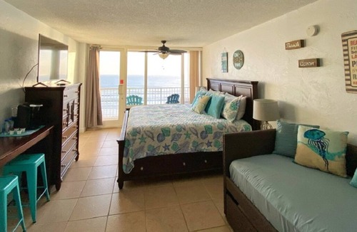 Halifax Estates Apartment | NEW Gorgeous Ocean Front King Bed in Daytona!