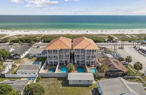 Laguna Beach House | New - Gulf Front - Private Pool - Hot Tub - 53 steps to the beach