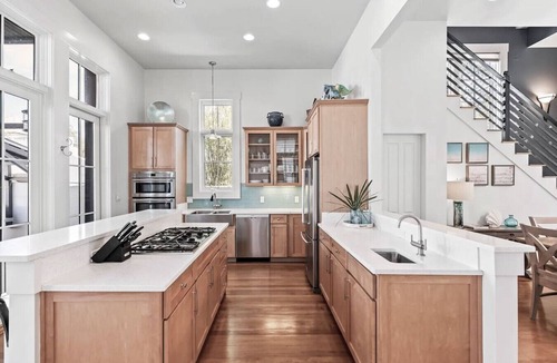 Rosemary Beach House | New! Heated Pool - 6 min walk to Beach - In Rosemary!